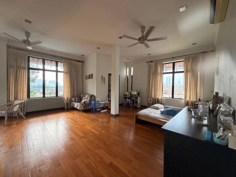 Bungalow House for Sale in Happy Garden (Kuchai Lama) - Windz Neom - Bedroom - PropertyGuru.com.my