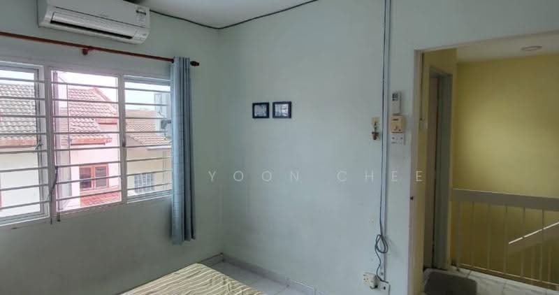 Rumah Teres 2-Tingkat untuk Dijual di Taman Bukit Rawang Jaya (Rawang) - Lee Yoon Chee - Bedroom - PropertyGuru.com.my