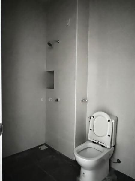 Rumah Bandar untuk Dijual di Eco Botanic (Iskandar Puteri (Nusajaya)) - Kok Hui - Bathroom - PropertyGuru.com.my