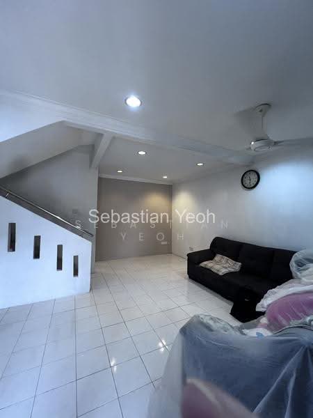 Rumah Teres 2-Tingkat untuk Dijual di Saujana Puchong (Puchong) - Sebastian Yeoh - Living Room - PropertyGuru.com.my