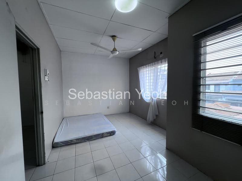 Rumah Teres 2-Tingkat untuk Dijual di Saujana Puchong (Puchong) - Sebastian Yeoh - Bedroom - PropertyGuru.com.my