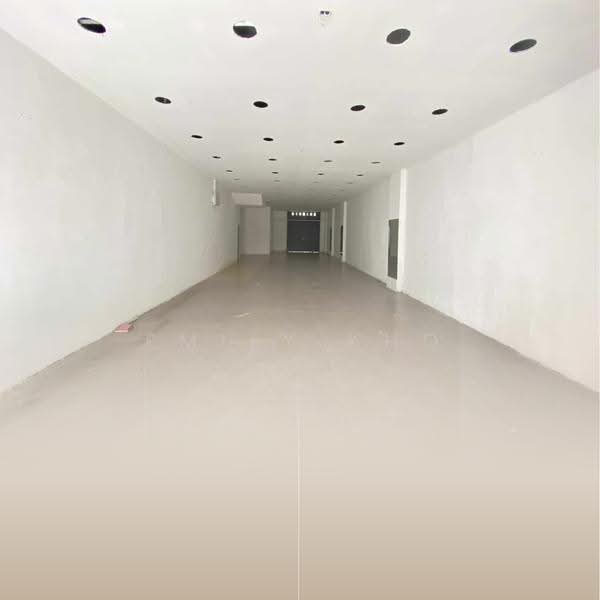 Shop for Rent in Shah Alam (Selangor) - Emily Kho - Interior - PropertyGuru.com.my