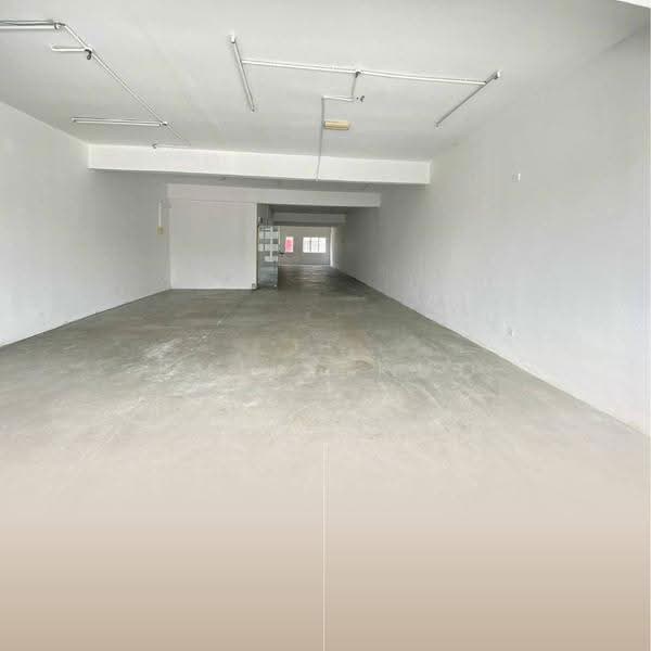 Shop for Rent in Shah Alam (Selangor) - Emily Kho - Interior - PropertyGuru.com.my