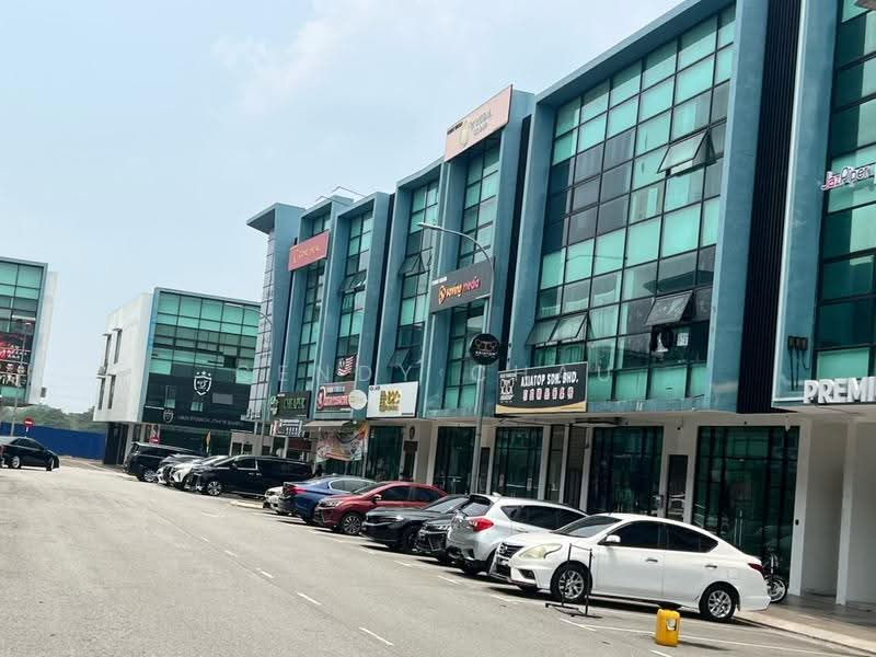 Shop for Rent in Taman Dato Onn (Johor Bahru) - Cendy Chau - Exterior - PropertyGuru.com.my