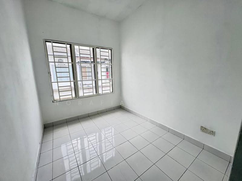2-storey Terraced House for Sale in Taman Sri Tanjung (Semenyih) - Norafian SMH - Interior - PropertyGuru.com.my