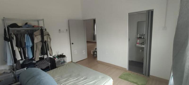 Kondominium untuk Dijual di Residensi Anggerik Wira - Jesse Lee - Bedroom - PropertyGuru.com.my