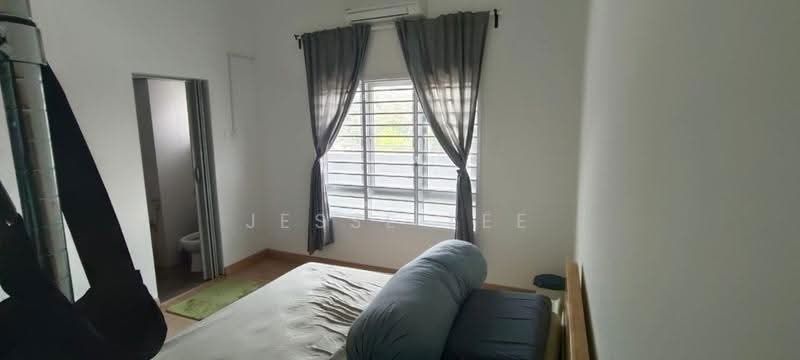 Kondominium untuk Dijual di Residensi Anggerik Wira - Jesse Lee - Bedroom - PropertyGuru.com.my