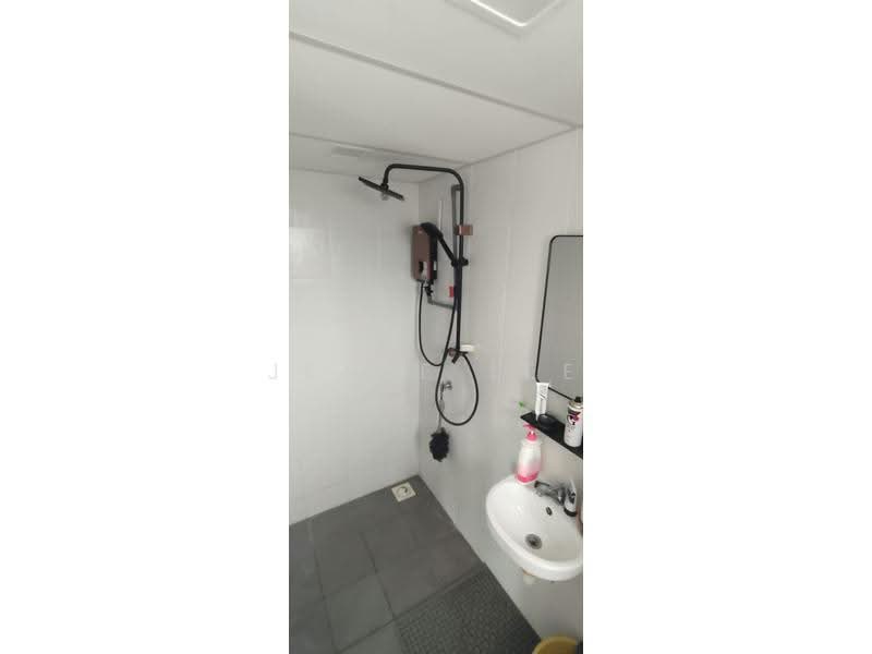 Kondominium untuk Dijual di Residensi Anggerik Wira - Jesse Lee - Bathroom - PropertyGuru.com.my