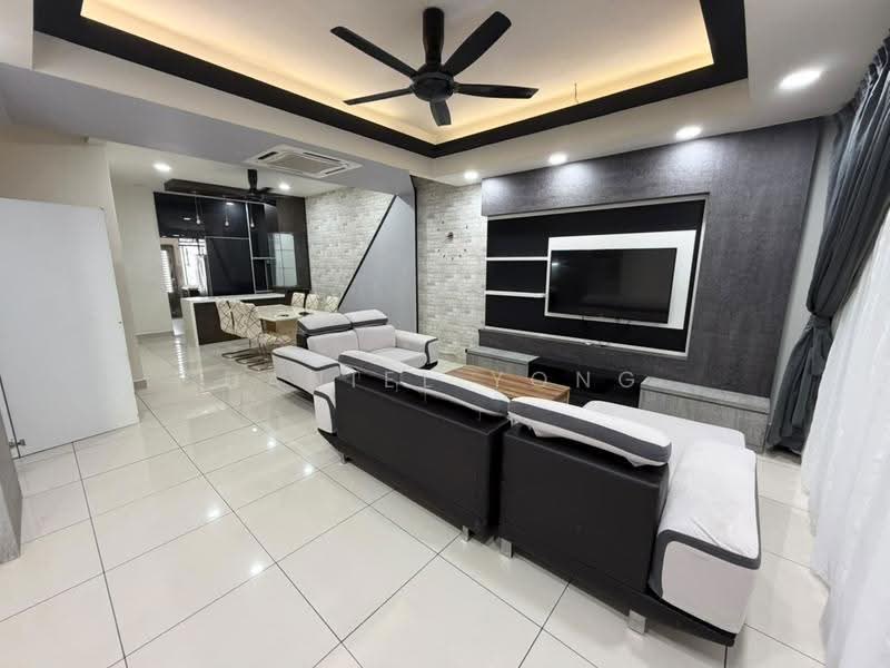 2-storey Terraced House for Sale in Taman Austin Duta (Tebrau) - Daniel Yong - Living Room - PropertyGuru.com.my
