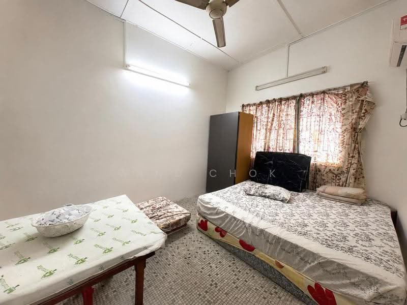 Semi-Detached House for Sale in Taman Sri Tebrau (Johor Bahru) - Wind Chok - Bedroom - PropertyGuru.com.my