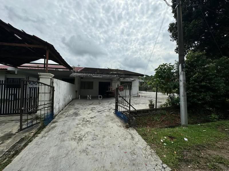 Semi-Detached House for Sale in Taman Sri Tebrau (Johor Bahru) - Wind Chok - Exterior - PropertyGuru.com.my