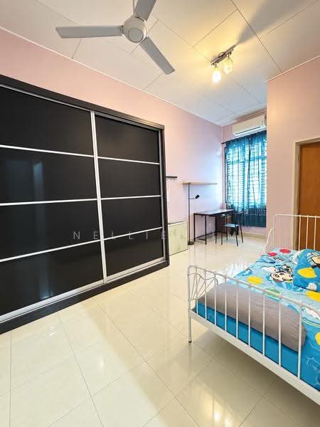 2-storey Terraced House for Sale in Taman Desa Cemerlang (Ulu Tiram) - Nellie Lim - Bedroom - PropertyGuru.com.my