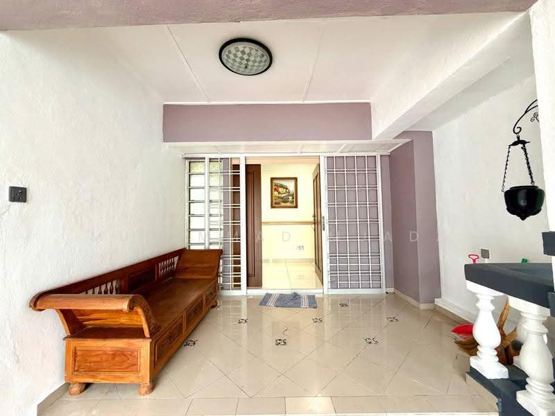 Semi-Detached House for Sale in Shah Alam (Selangor) - Muhammad Muadz - Entrance - PropertyGuru.com.my