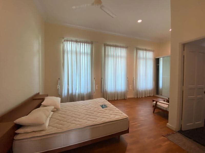 Bungalow House for Sale in Leisure Farm (Gelang Patah) - Rachel See - Bedroom - PropertyGuru.com.my