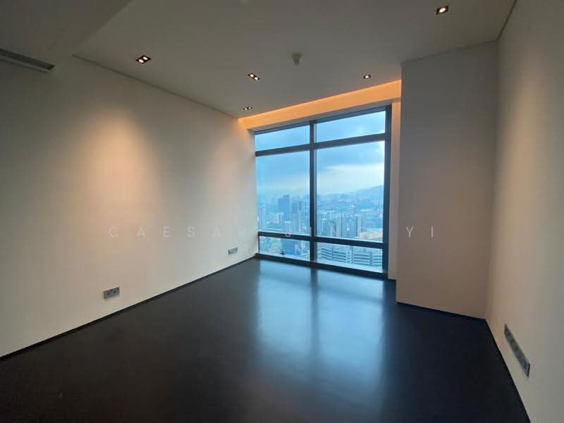 Kediaman Servis untuk Dijual di Four Seasons Place - Caesar Jing Yi Tan - Bedroom - PropertyGuru.com.my