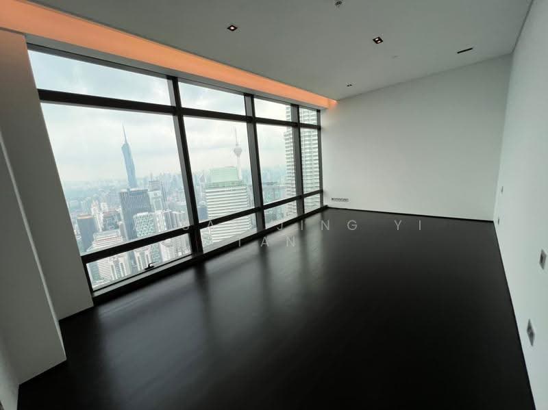 Kediaman Servis untuk Dijual di Four Seasons Place - Caesar Jing Yi Tan - Living Room - PropertyGuru.com.my