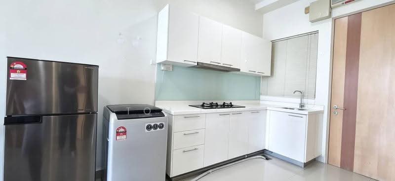 Service Residence for Rent at Oasis Serviced Suites @ Oasis Ara Damansara - Tom Ting - Kitchen - PropertyGuru.com.my
