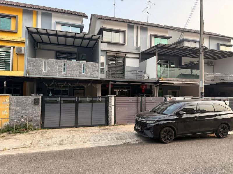 2.5-storey Terraced House for Sale in Taman Scientex Pasir Gudang (Pasir Gudang) - Fu Heng Chong - Exterior - PropertyGuru.com.my