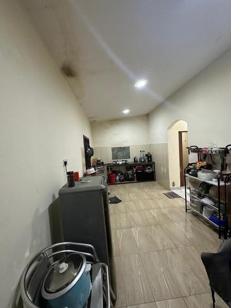 Terraced House for Sale in Skudai (Johor) - Daniel Yong - Kitchen - PropertyGuru.com.my