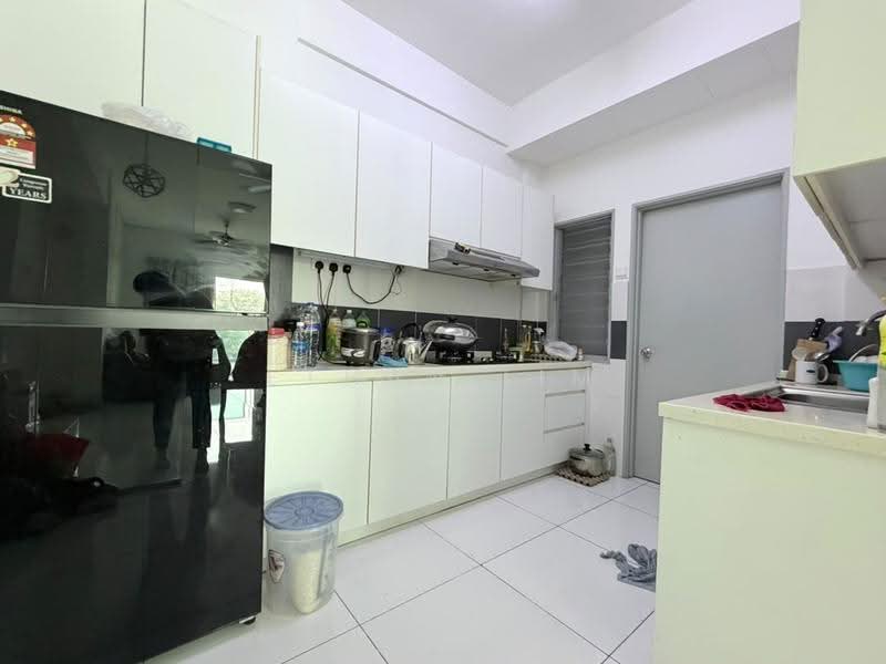 Apartment for Sale at The Twin Residences - Ethan Lim - Kitchen - PropertyGuru.com.my
