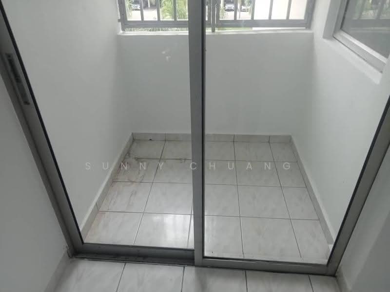 Flat for Sale at Sri Intan - Sunny Chuang - Balcony - PropertyGuru.com.my