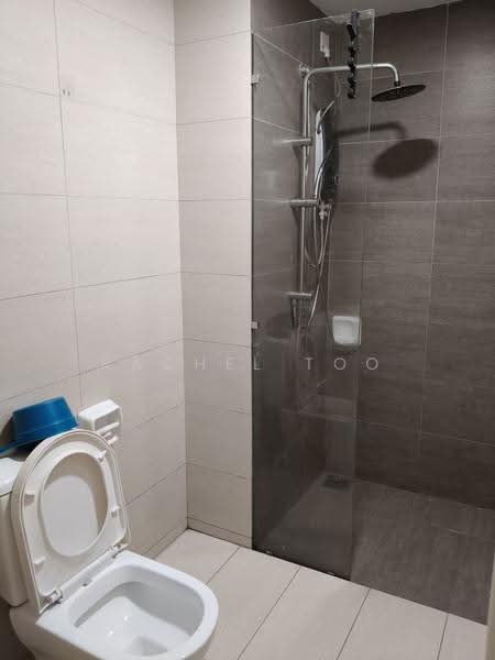Service Residence for Rent at Gravit8, Klang - Rachel Too - Bathroom - PropertyGuru.com.my