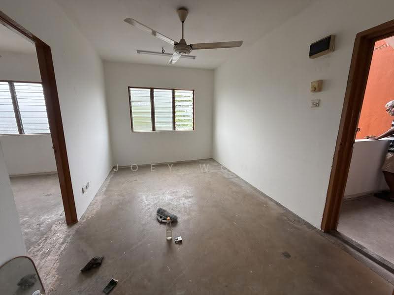 Flat for Rent at Kampung Lindungan PJS 6 - Joey Wong - Interior - PropertyGuru.com.my