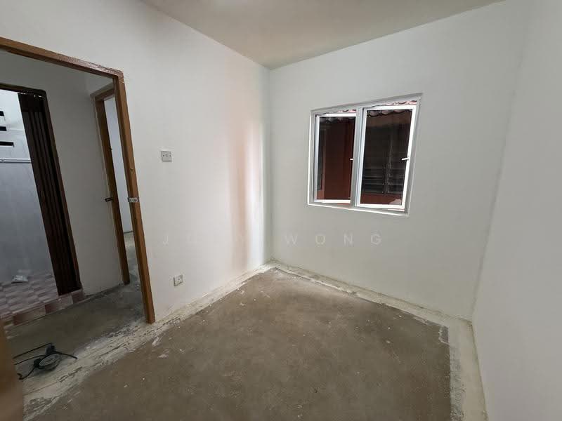 Flat for Rent at Kampung Lindungan PJS 6 - Joey Wong - Interior - PropertyGuru.com.my