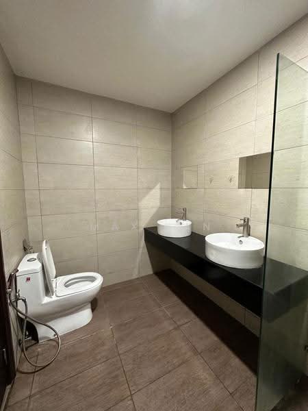 Kediaman Servis untuk Dijual di Molek Regency - Max Kan - Bathroom - PropertyGuru.com.my