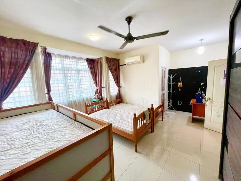 2-storey Terraced House for Sale in Bandar Baru Bangi (Selangor) - Muhammad Muadz - Bedroom - PropertyGuru.com.my