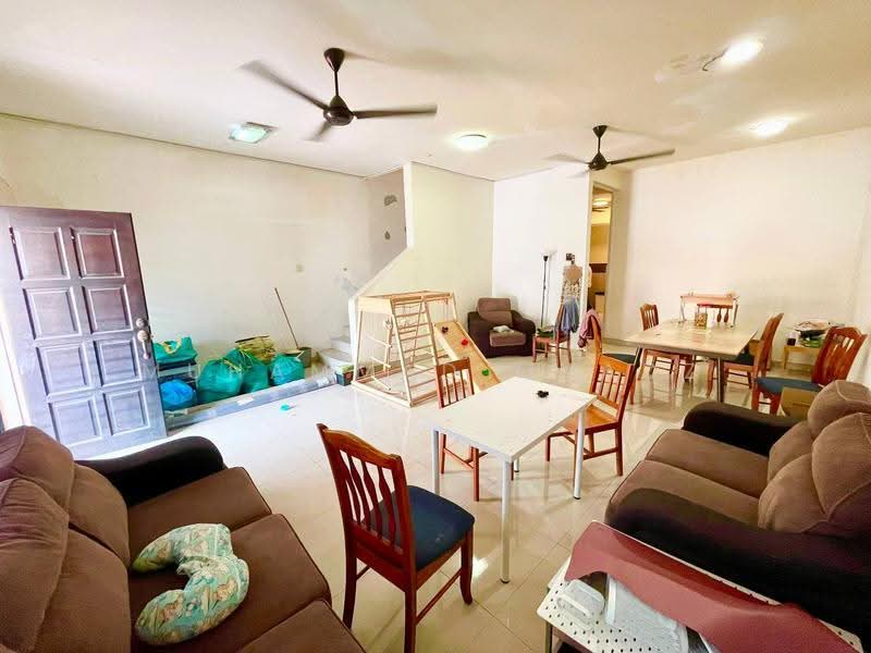 2-storey Terraced House for Sale in Bandar Baru Bangi (Selangor) - Muhammad Muadz - Living Room - PropertyGuru.com.my