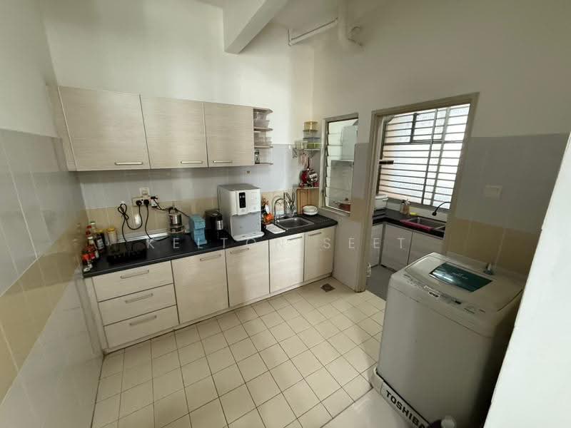 Kondominium untuk Dijual di Vistaria Residensi - Kelton Seet - PropertyGuru.com.my