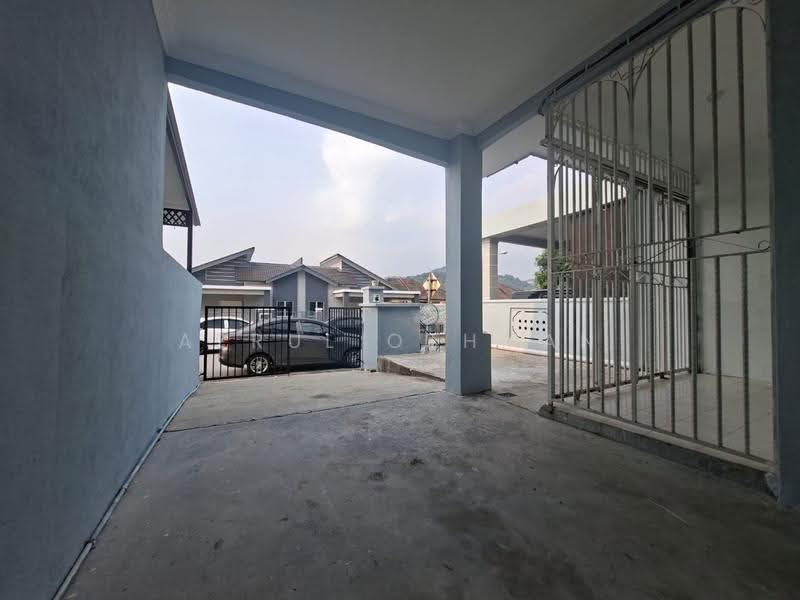 Rumah Teres 1-Tingkat untuk Dijual di Taman Pj Perdana (Paroi) - Azrul Othman - Exterior - PropertyGuru.com.my