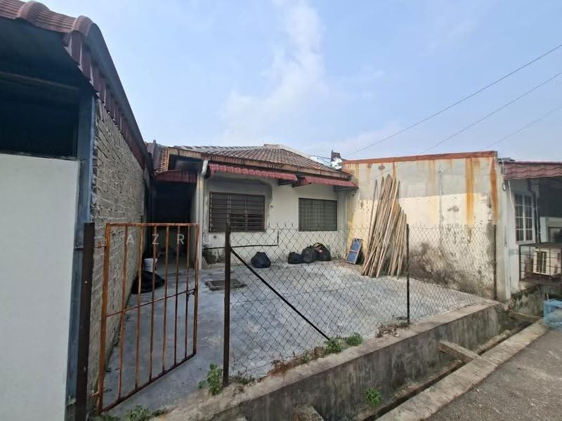 Rumah Teres 1-Tingkat untuk Dijual di Taman Pj Perdana (Paroi) - Azrul Othman - Exterior - PropertyGuru.com.my