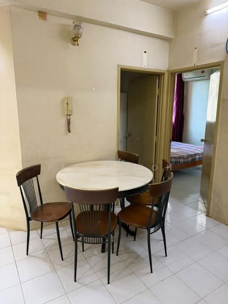 Pangsapuri untuk Disewa di Kingfisher Series - Peter Yeoh - Dining Room - PropertyGuru.com.my