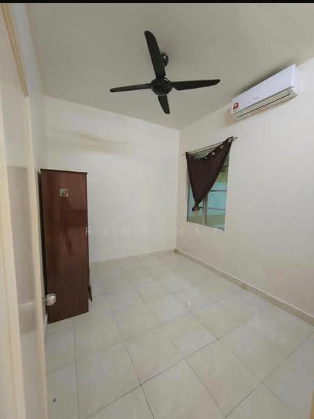 Rumah Teres 2-Tingkat untuk Dijual di Taman Mount Austin (Tebrau) - Reny Hee - Interior - PropertyGuru.com.my