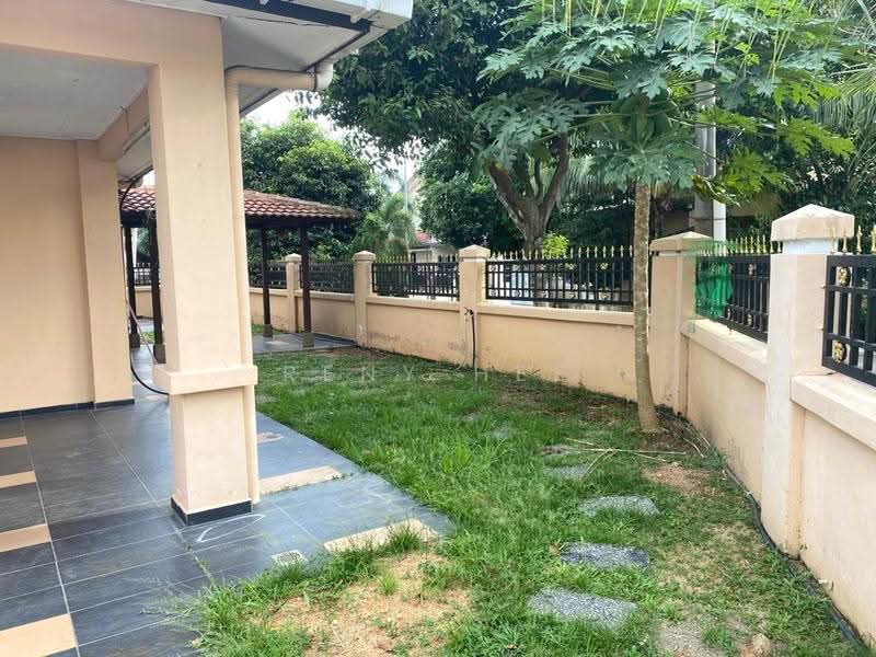 Rumah Teres 2-Tingkat untuk Dijual di Taman Mount Austin (Tebrau) - Reny Hee - Exterior - PropertyGuru.com.my