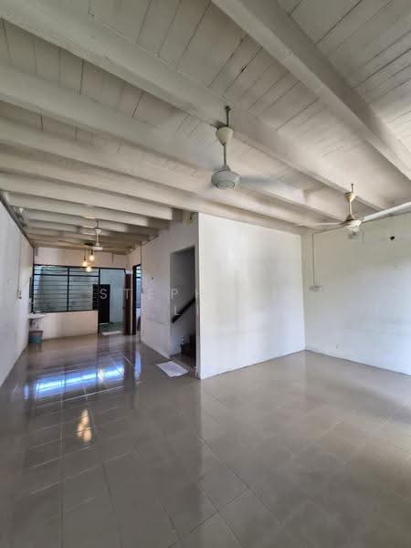 2-storey Terraced House for Sale in Gelugor (Penang) - Stephanie Lim - Living Room - PropertyGuru.com.my