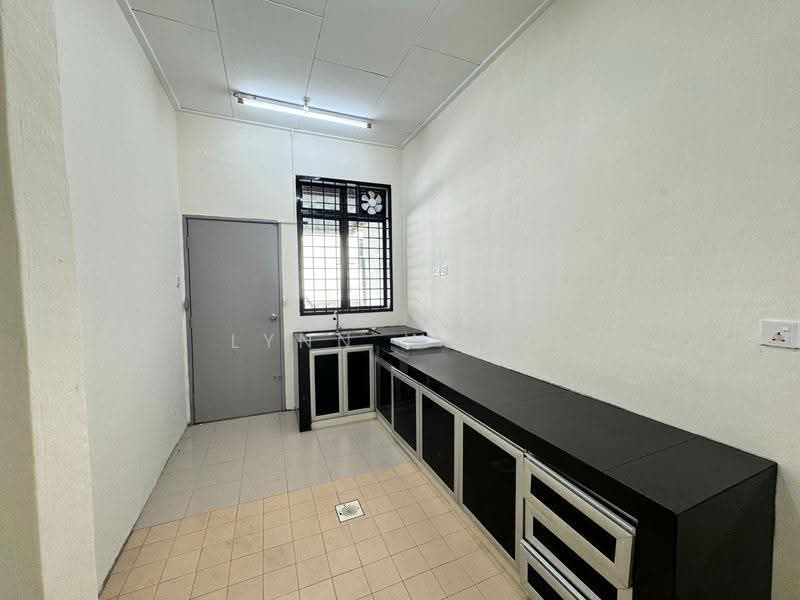 Rumah Teres 1.5-Tingkat untuk Dijual di Taman Molek (Johor Bahru) - Lynn Wong - PropertyGuru.com.my