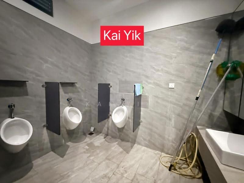 Shop for Rent in Jelutong (Penang) - Kai Yik - Bathroom - PropertyGuru.com.my