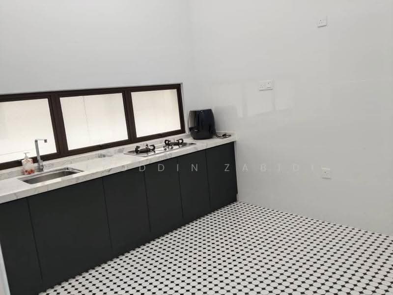 Terraced House for Rent in Cyberjaya (Selangor) - Nuruddin Zabidi - Kitchen - PropertyGuru.com.my