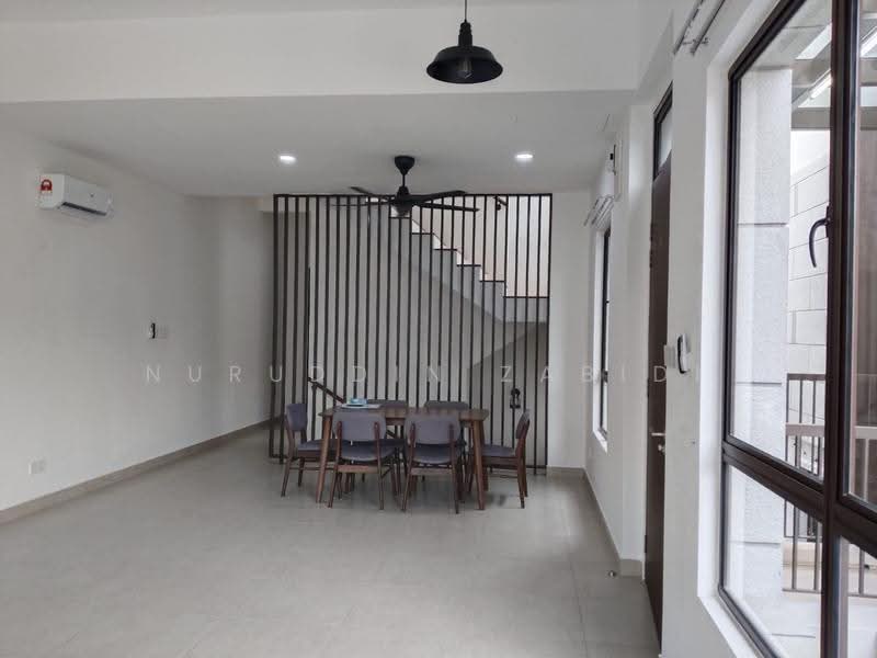 Terraced House for Rent in Cyberjaya (Selangor) - Nuruddin Zabidi - Dining Room - PropertyGuru.com.my