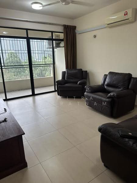 Condominium for Rent at Maxwell Towers - Sumitra Sabaratnam - Living Room - PropertyGuru.com.my