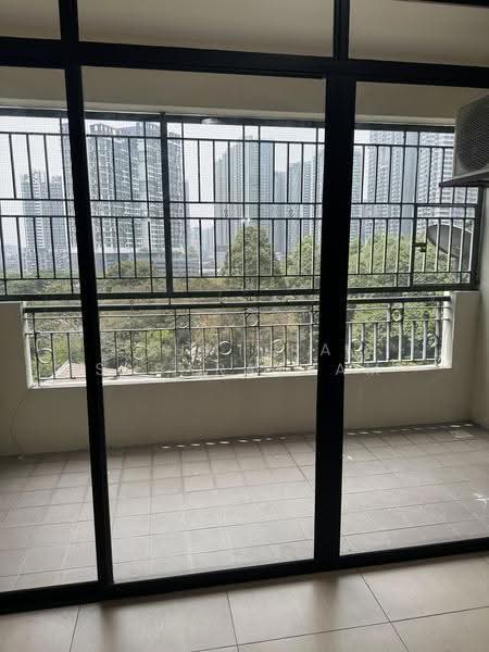 Condominium for Rent at Maxwell Towers - Sumitra Sabaratnam - Balcony - PropertyGuru.com.my