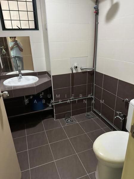 Condominium for Rent at Maxwell Towers - Sumitra Sabaratnam - Bathroom - PropertyGuru.com.my
