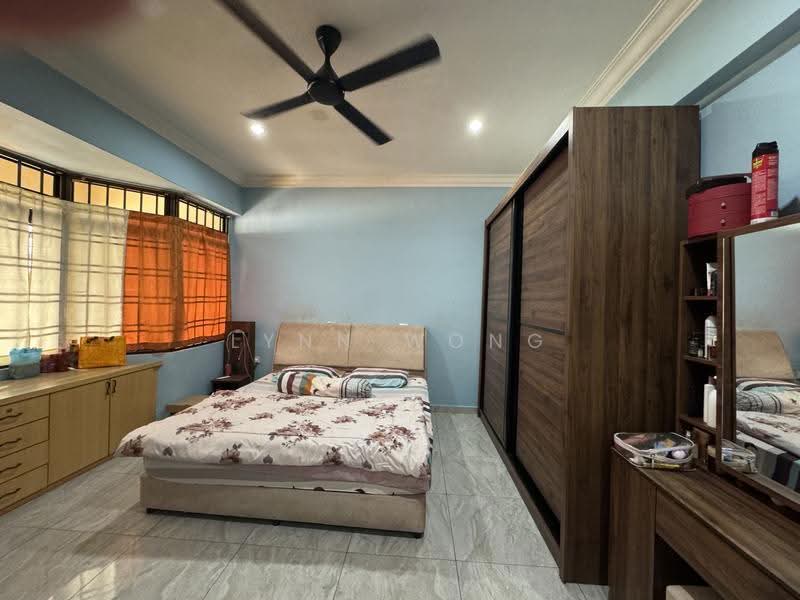 Rumah Teres 2-Tingkat untuk Dijual di Taman Daya (Johor Bahru) - Lynn Wong - Bedroom - PropertyGuru.com.my
