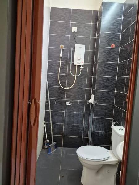 1-storey Terraced House for Sale in Kulai (Johor) - Andy Cheah - Bathroom - PropertyGuru.com.my
