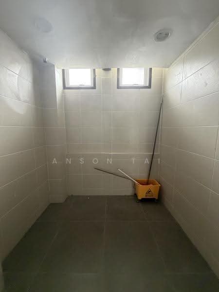 Shop for Rent in Paya Terubong (Ayer Itam) - Anson Tai - Interior - PropertyGuru.com.my