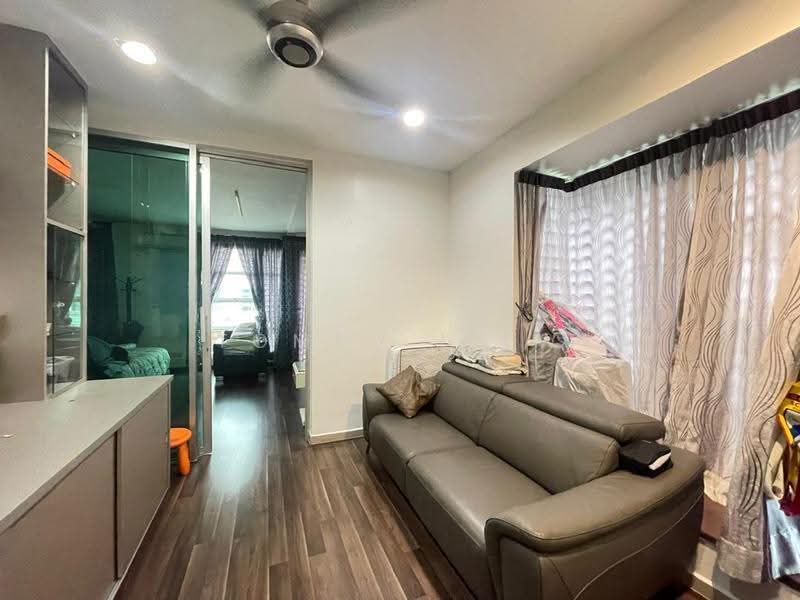 Rumah Berkembar untuk Dijual di Bukit Rahman Putra (Sungai Buloh) - Tommy Liew - Living Room - PropertyGuru.com.my