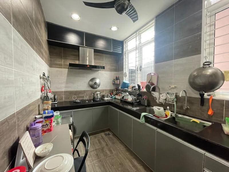 Rumah Berkembar untuk Dijual di Bukit Rahman Putra (Sungai Buloh) - Tommy Liew - Kitchen - PropertyGuru.com.my